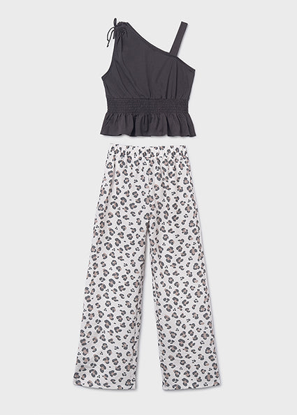 Conjunto niña