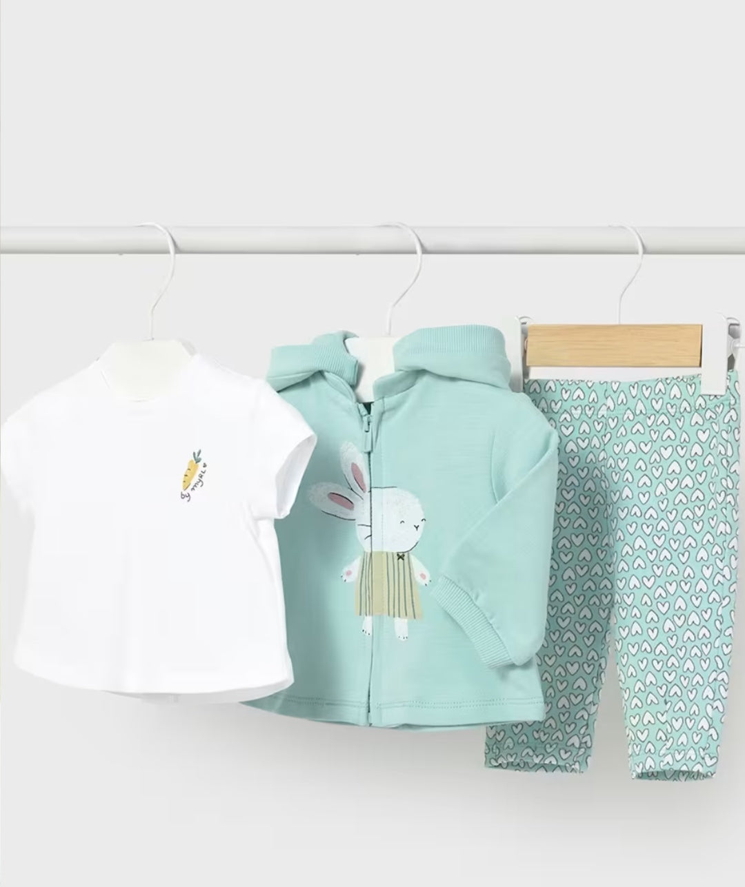 Conjunto Bebe