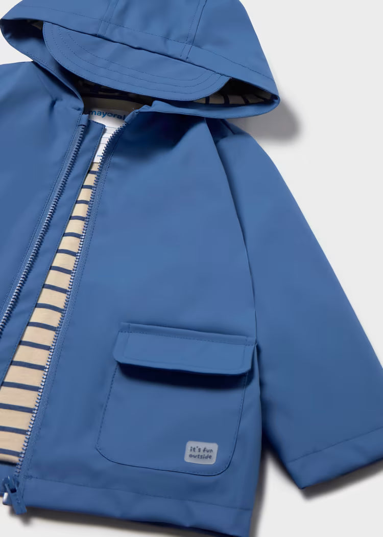 Impermeable azul