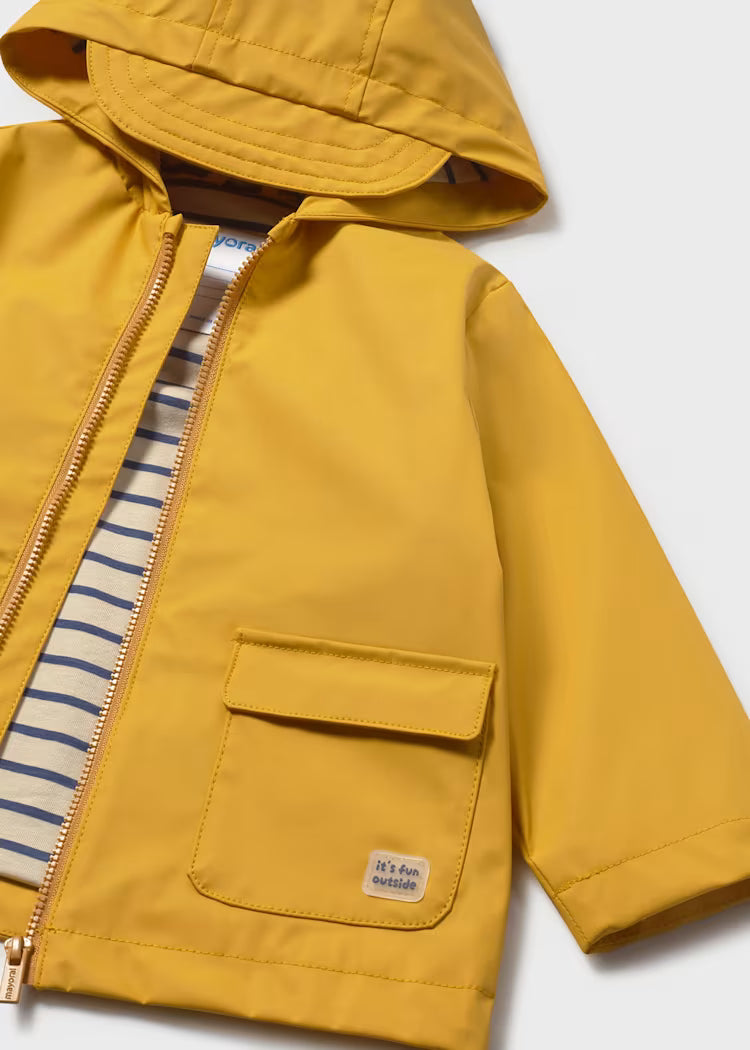 Impermeable niño