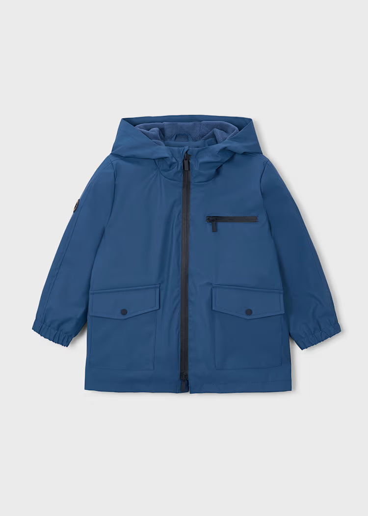 Impermeable niño