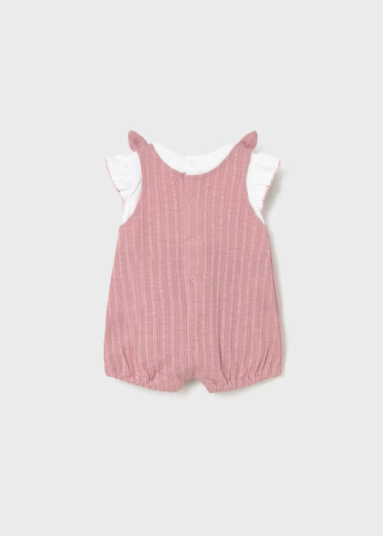 Conjunto peto y camiseta