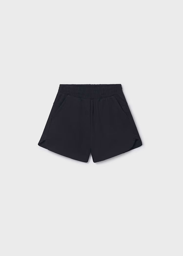 short niña negro