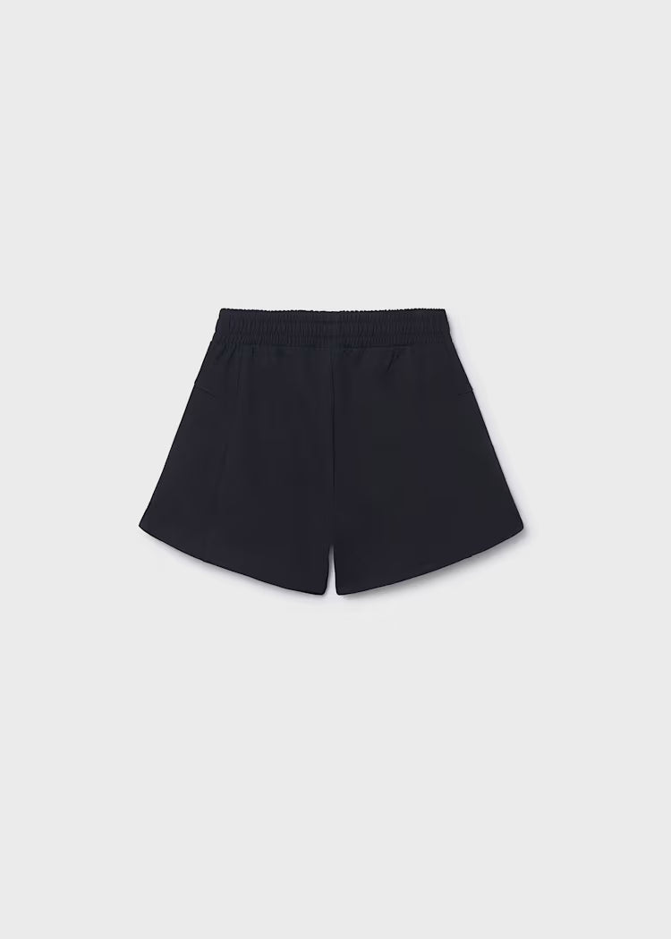short niña negro